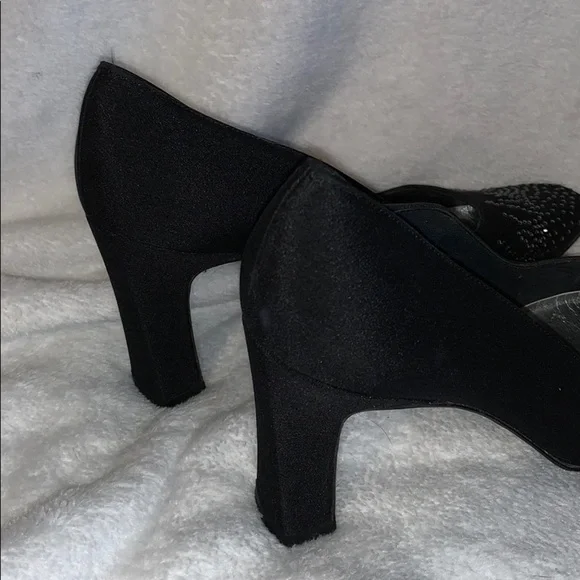 Stuart Weitzman Black Satin Heels w/Beadwork- NICE - Picture 12 of 12